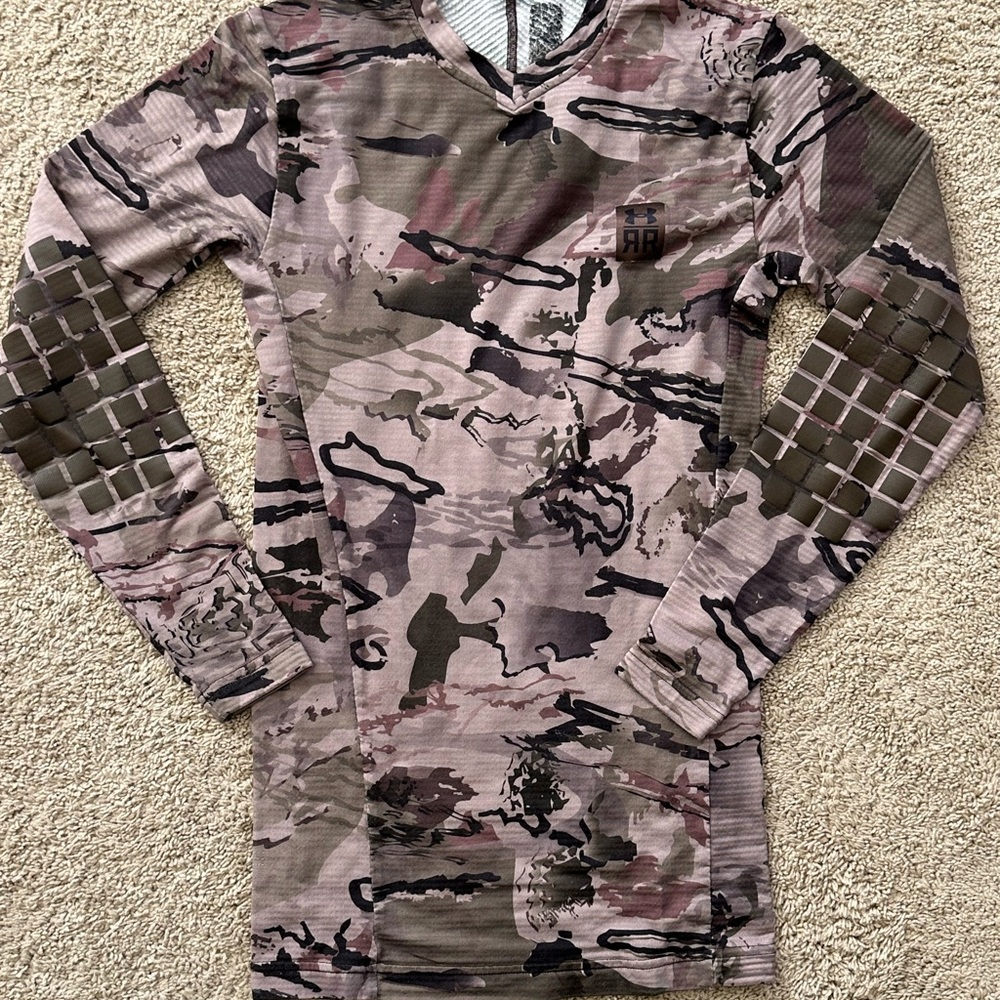 Under Armour Womens Camouflage Long Sleeve Shirt